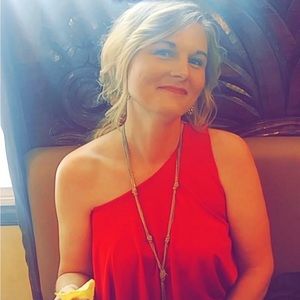 Meet your Posher, Beverly